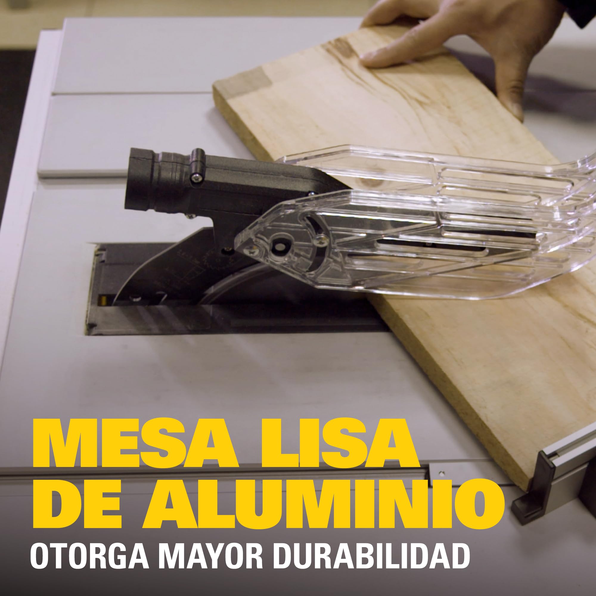 Sierra de Mesa STANLEY de 2000W y 120V con Mesa de Aluminio Extensible, Ajuste de Profundidad y Corte a 45°/90°