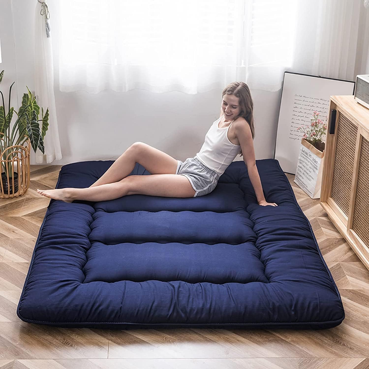 MAXYOYO - Puf plegable para sofá, cama, colchón de piso para adultos, extra grueso, 6 pliegues, sofá para recámara, sala de estar, beige, 135 x 240 cm