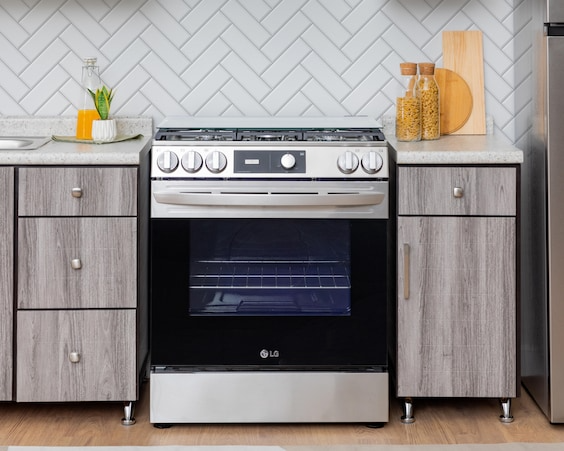 Estufa LG de Piso 30" con 5 Quemadores de Gas LRGL5841S