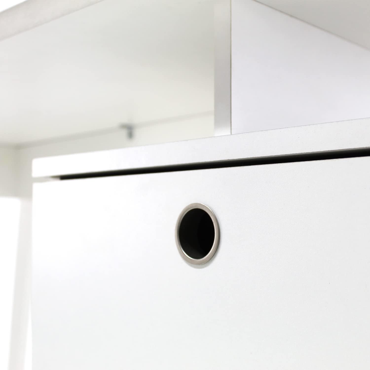 MUNDO IN MUEBLES Escritorio Milano Minimalista | Ideal para Home Office y Estudios | con Cajones y Montaje Sencillo | Estructura Robusta Que Soporta hasta 25 Kg | Gran Espacio de Almacenamiento