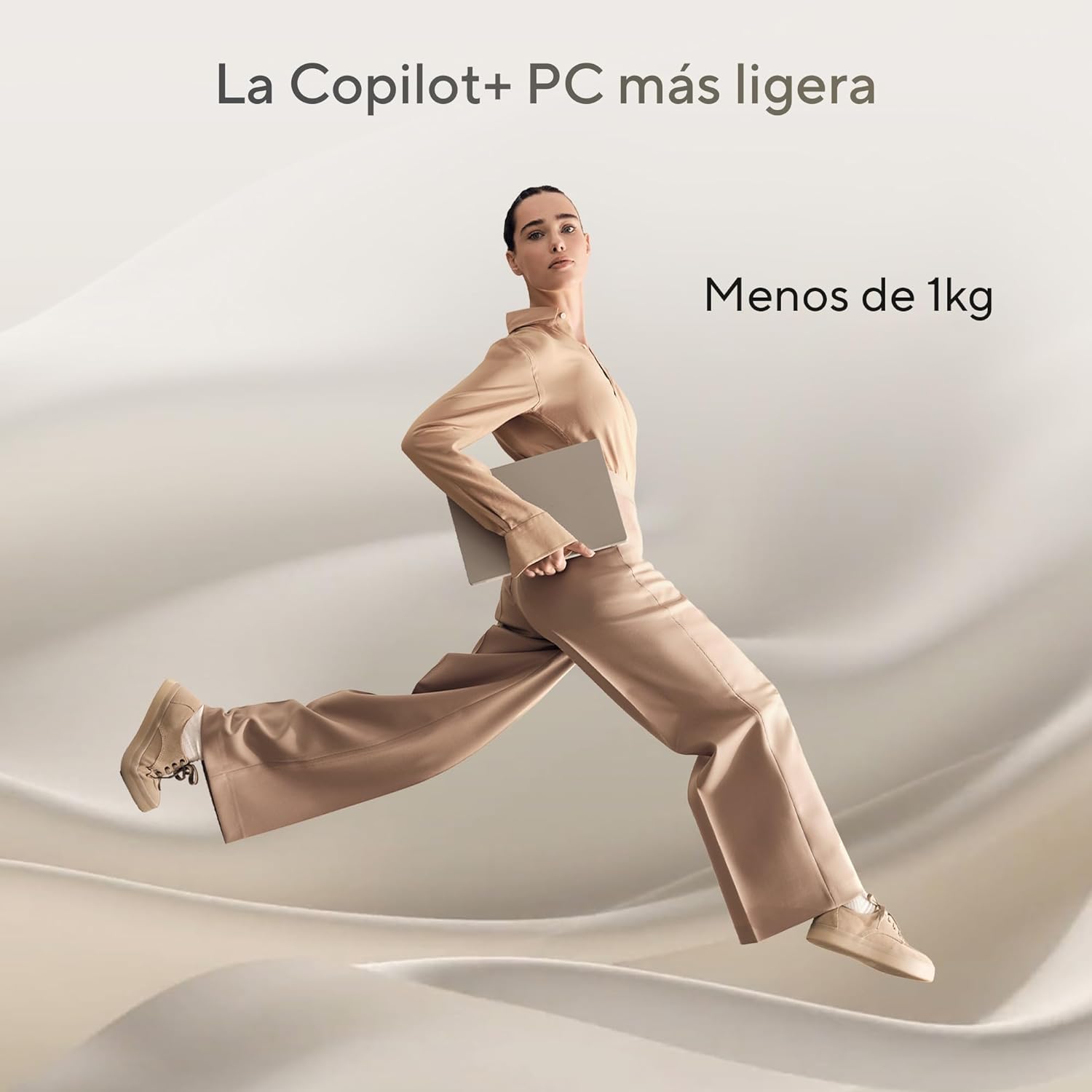 ASUS Laptop Zenbook A14/14 OLED/Snapdragon X X1 26 100/NPU hasta 45 TOPS/16GB RAM/512GB SSD/Cámara FHD con IR/Teclado Retroiluminado en Español/Funda(Garantía y Servicio en México)