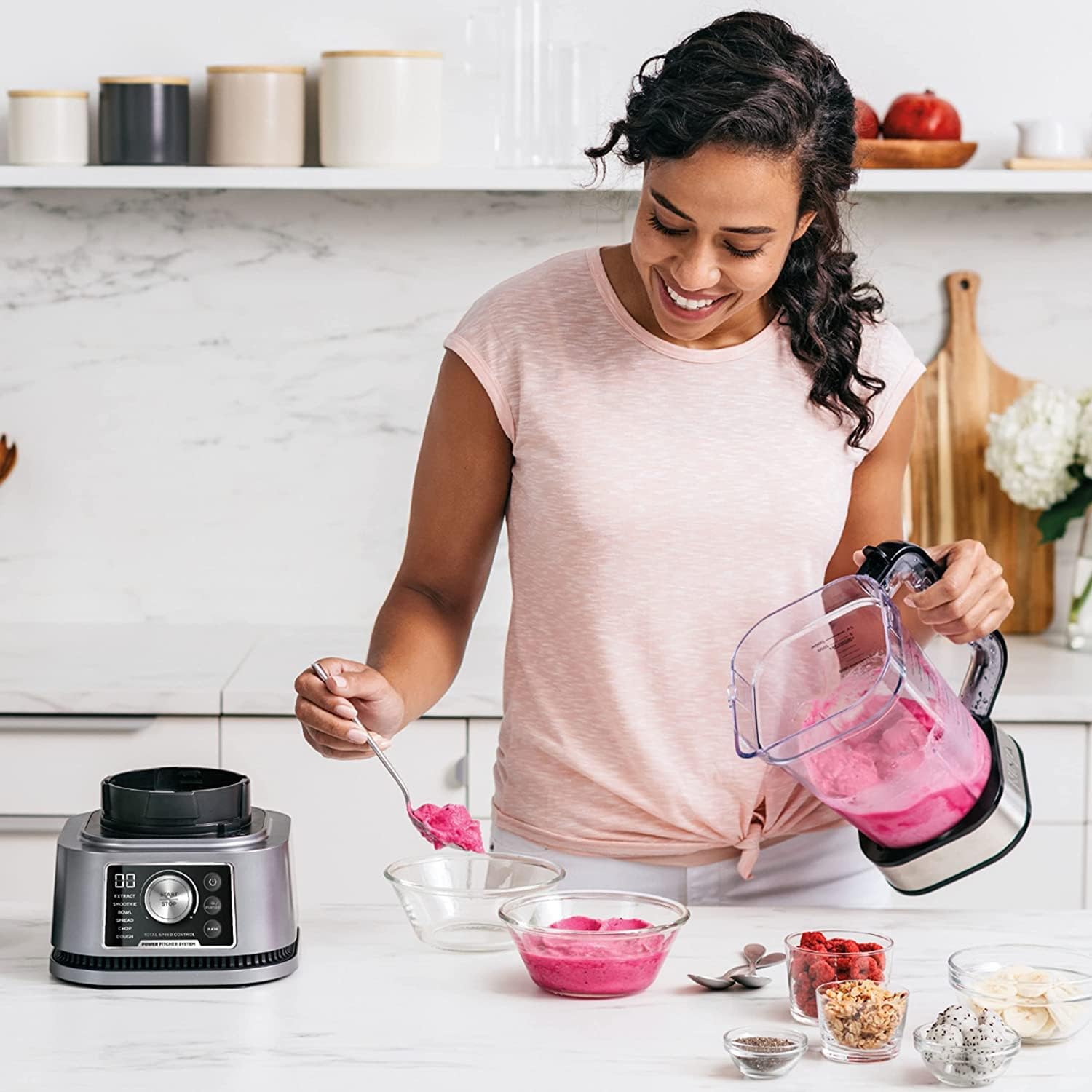 Ninja CO351B SS351 Foodi Potente sistema de licuadora para batidos, 4 en 1 + procesador de alimentos, una sola porción, 1400 WP, smartTORQUE, 6 programas predeterminados Auto-iQ (reacondicionado)