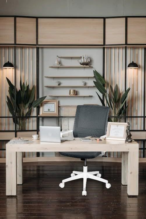 MAGMALIFE Silla Ergonómica de Escritorio con Respaldo de Malla Transpirable, Moderna y Elegante, Silla Giratoria con Soporte Lumbar y Cómodos Descansabrazos (Azul Cerúleo)