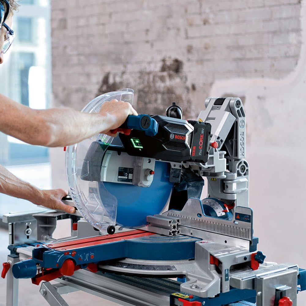 Bosch Sierra Ingleteadora GCM 18V-305 GDC Baretool