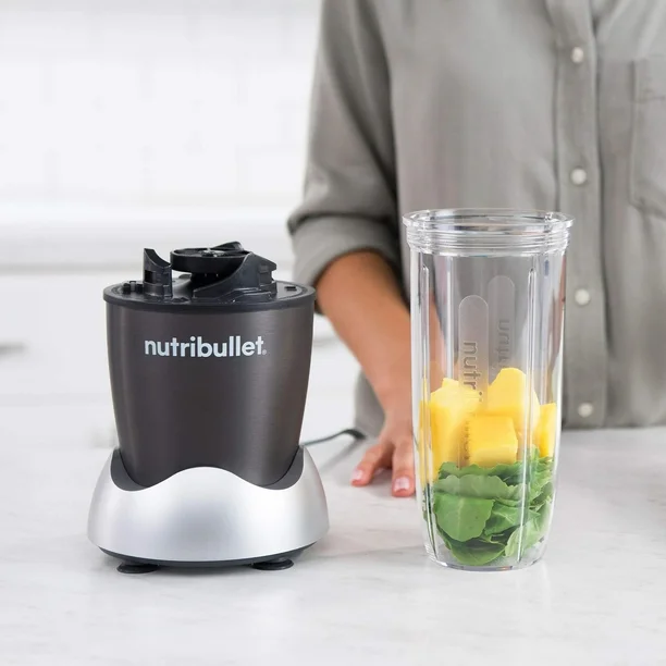 Licuadora NutriBullet ZNB30100Z Pro 1000 Personal 32 oz Gris Claro