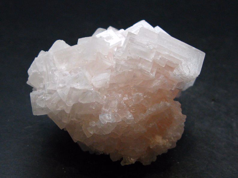 Perfect Genuine Halite Cluster From USA - 2.5" - 70.66 Grams