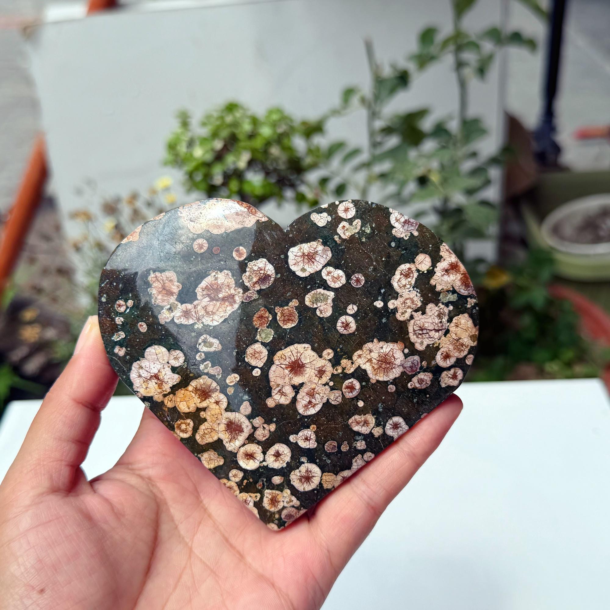 Sakura Agate Heart, 4 Inch