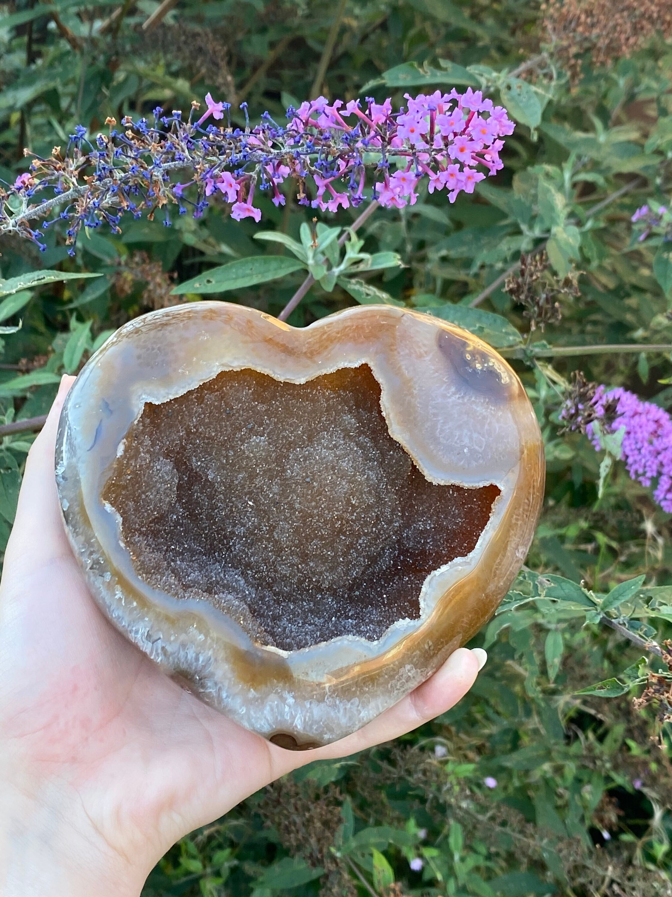 Agate Druzy Heart, 12.5 × 14 cm