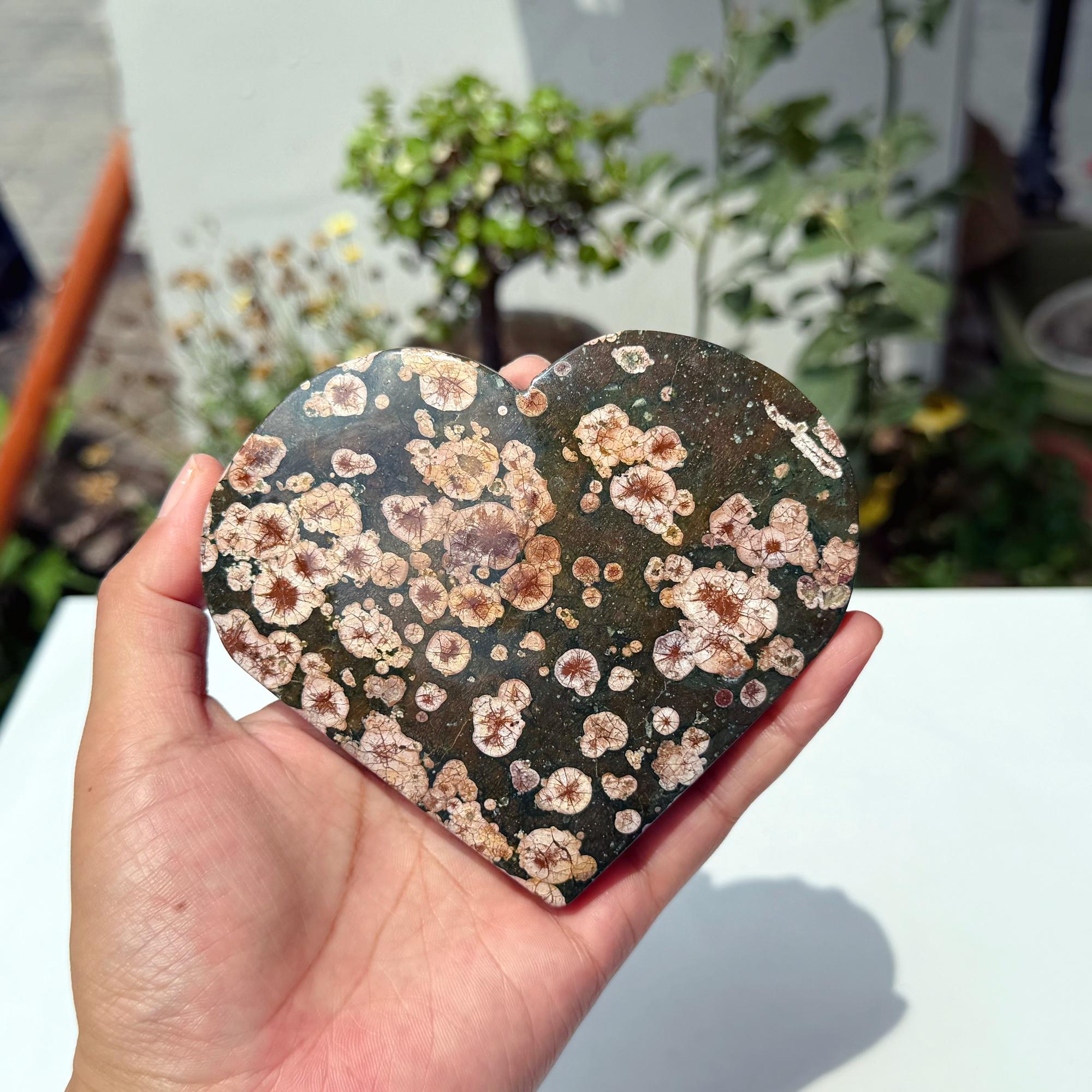 Sakura Agate Heart, 4 Inch