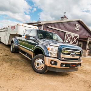 CURT Gooseneck Hitches Farm Truck