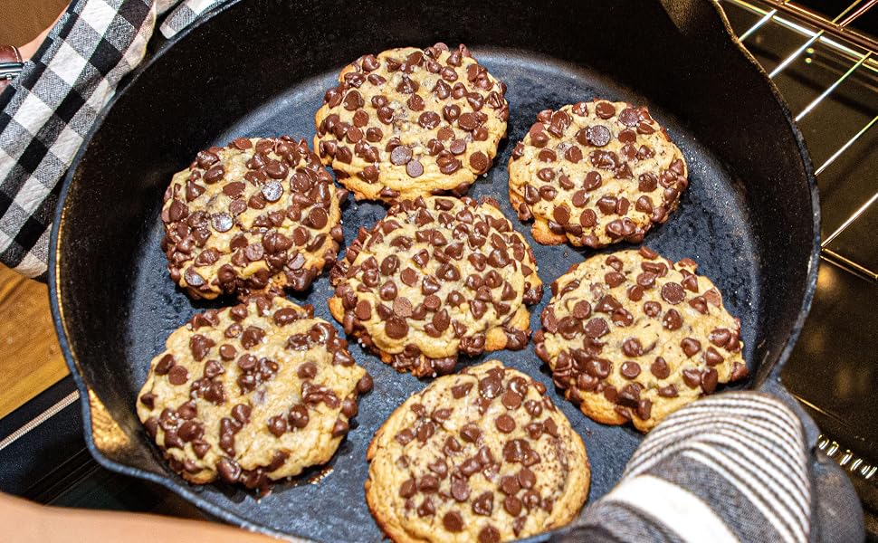Bayou Classic 16-inch Cast Iron Skillet with Chocolate Chip Cookies