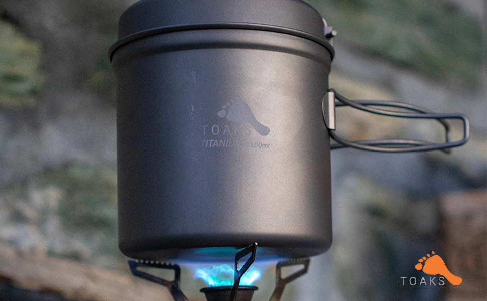 pot and pan 1100ml on the flame