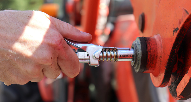 LockNLube Grease Coupler Included