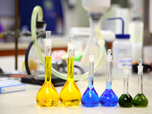 Laboratory glassware used for spirulina quality testing and research.