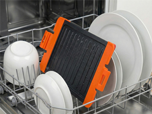 Easy clean griller