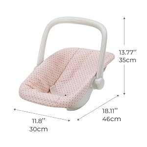 car seat with it's dimensions