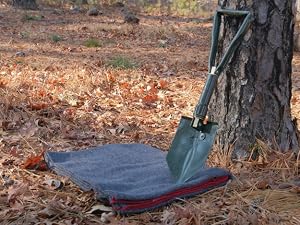 Survival Blanket – Warm Emergency Outdoor, Camping Sleep Throw