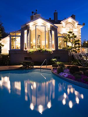 Dakason led flood light with photocell dusk to dawn