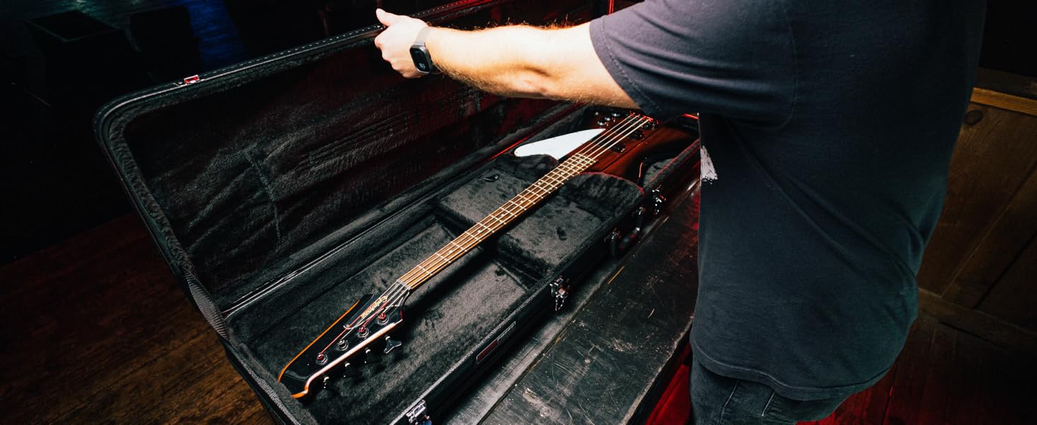 Dan, The Man, opening the case and showing a thunderbird inside