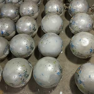 Pearl Powders make ocean shine