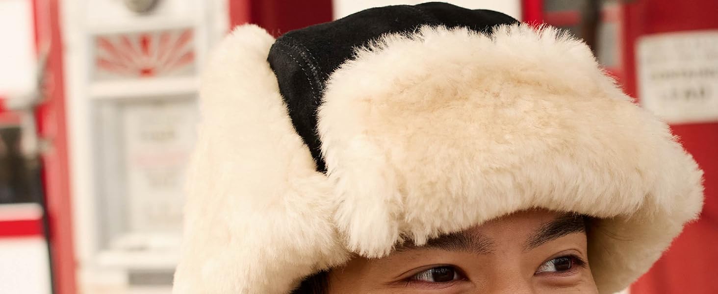 9259 - Sheepskin Bomber Hat in Black
