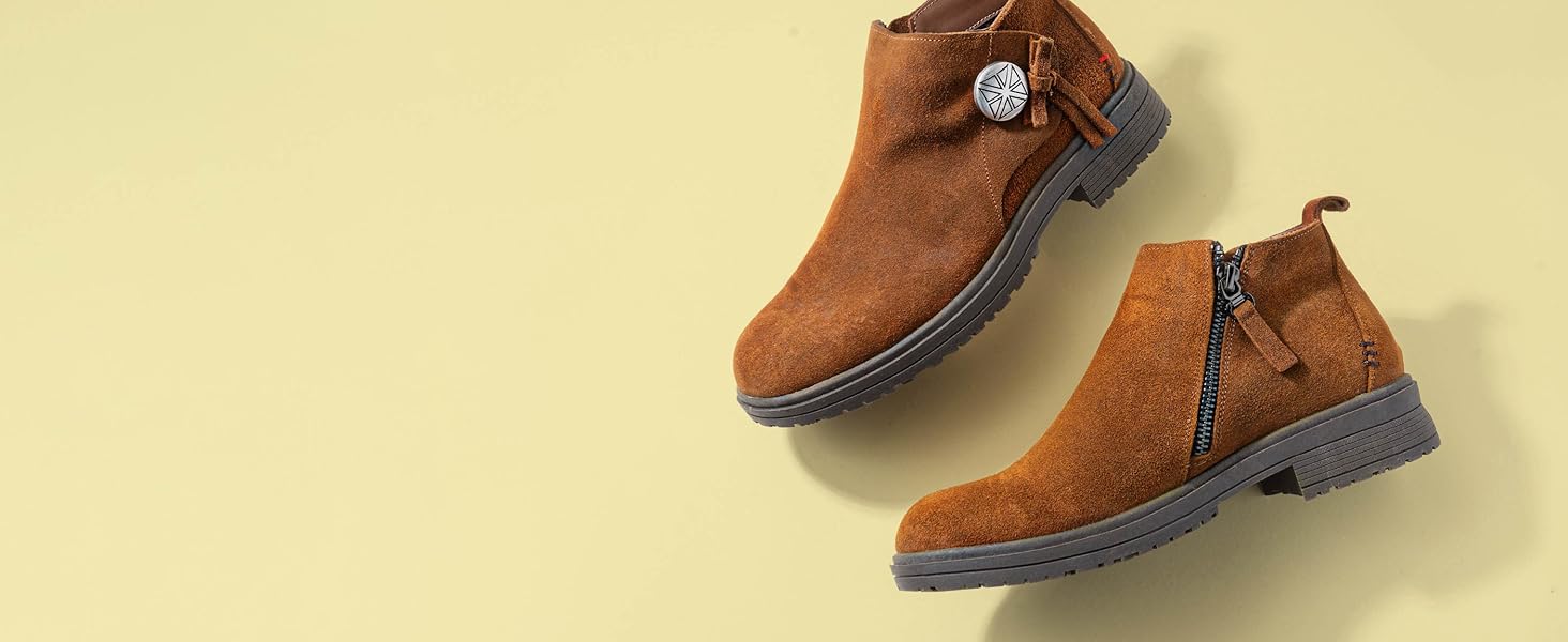 82013 - Joyelle in Brown