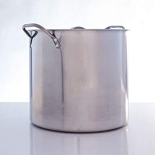 Northern Brewer - Brew. Share. Enjoy. HomeBrewing Starter Set, Equipment and Recipe for 5 Gallon Batches (Hank's Hefeweizen)