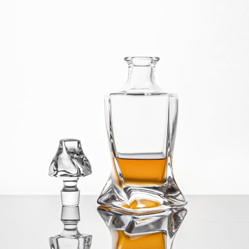Square 25oz Whiskey Decanter with Glass Stopper