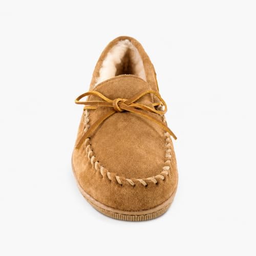 Minnetonka Men's Sheepskin Hardsole Slipper
