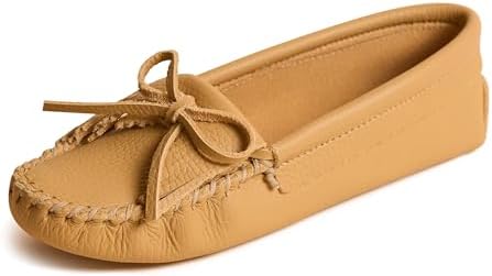 Minnetonka Women's Kilty Suede Softsole Moccasin