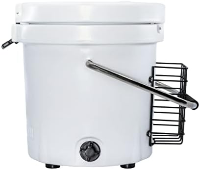 Mammoth Live Bait Bucket, Insulated Bait Bucket with 10 Quart Capacity, Great for Daily Trips and Fishing Tournaments