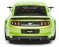 Maisto 1:24 Scale 2014 Ford Mustang Street Racer Diecast Vehicle (Colors May Vary)