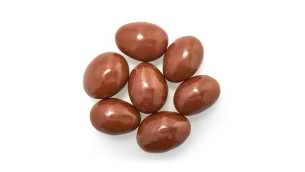 Yupik Milk Chocolate Covered Almonds, 2.2 lb (35.2 oz), Kosher, Whole Nuts, Almonds Dipped in Fine Milk Chocolate, Crunchy & Smooth, Chocolate Candy, Classic Sweet Snacks