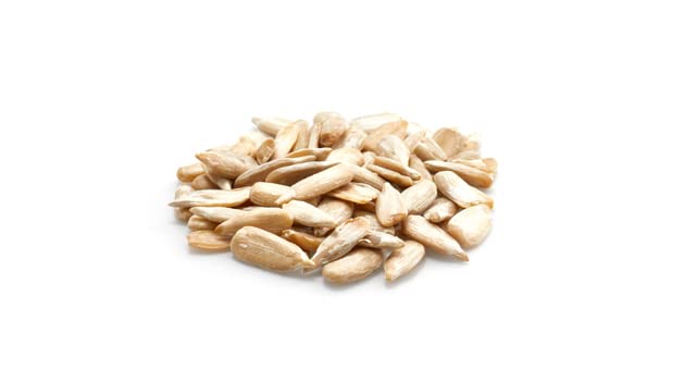 Yupik Organic Sunflower Seeds, No Shell, 2.2 lb (35.2 oz), Non-GMO, Vegan, Gluten-Free, Kosher, Raw Seeds, Salt-Free, Oil-Free, Source of Fiber & Iron, Healthy Snack, Ideal for Baking & Topping