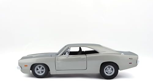 Maisto 1:25 Scale 1969 Dodge Charger R/T Diecast Vehicle (Colors May Vary)