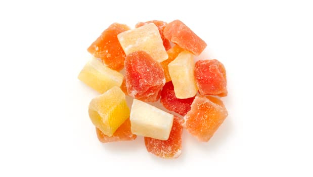 Yupik Dried Papaya, Diced, 2.2 lb (35.2 oz), Gluten-Free, Vegan, Kosher, Sweetened Tropical Dried Fruits, Cubed Papaya Pieces, No Added Sulphites, Fruity Snacks, For Baking, Topping & Inclusions