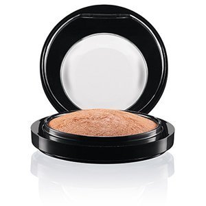 MAC 'Mineralize' Skinfinish Soft & Gentle One Size by M.A.C