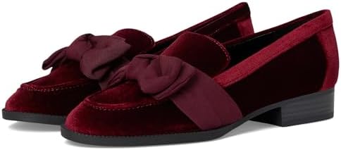 Bandolino Women's Lindio Loafer