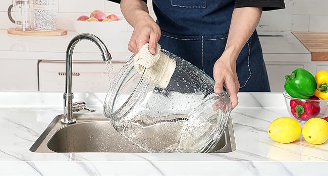 glass cookie jar