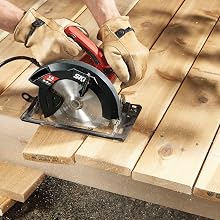 SKIL 5180 circular saw cutting wood decking