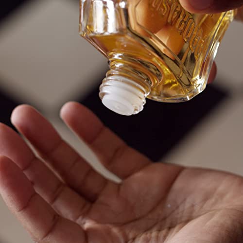 Proraso After Shave Lotion - Sandalwood Oil & Shea Butter - Moisturizing & Nourishing After Shave Splash for Coarse Beards or Hard - Premium Italian