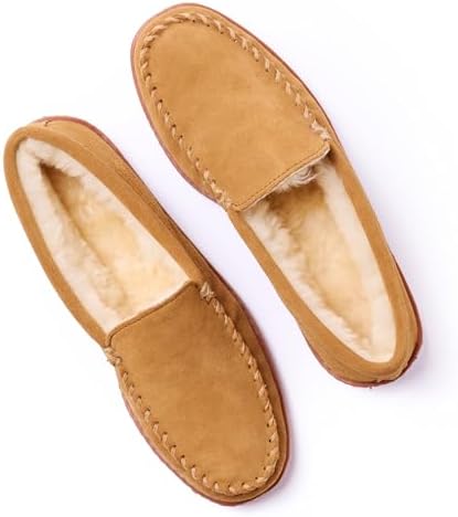 Minnetonka Men's Sheepskin Hardsole Slipper
