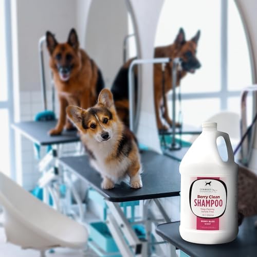 Groomer Essentials Berry Clean Dog Shampoo Gallon