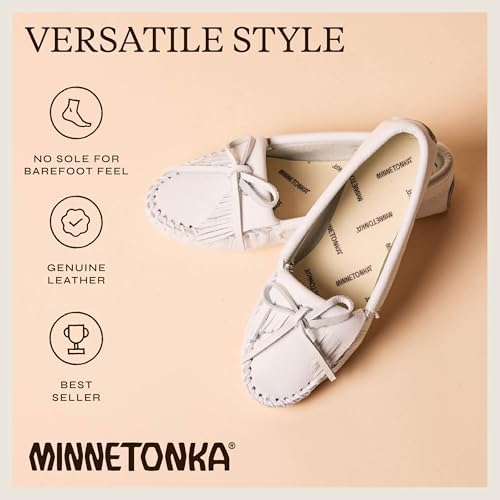 Minnetonka Women's Kilty Suede Softsole Moccasin