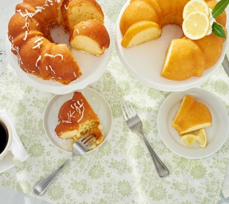Dockside Market Banana Nut Bundt Cake - Tropical Fruit Cake Dotted with Crunchy Chopped Pecans. Perfect Gourmet Gift for Gift Baskets, Birthdays, Parties - 24 oz