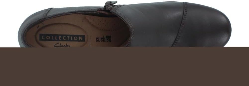 Clarks Women's Emslie Warren Zipper Ankle Boot