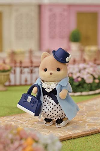 Calico Critters Fashion Playset, Town Girl Series - Sugar Sweet Collection - Unleash Fashion Creativity with This Stylish Playset!