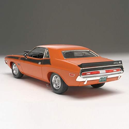 Revell 1970 Dodge Challenger 2N1 Plastic Car Model Building Kit 1:24 Scale