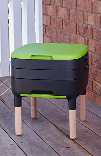Maze 9.2 in Wood Extension Legs Worm Farm, Black