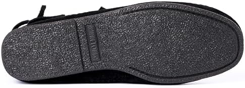 Minnetonka Men's Two Button Boot